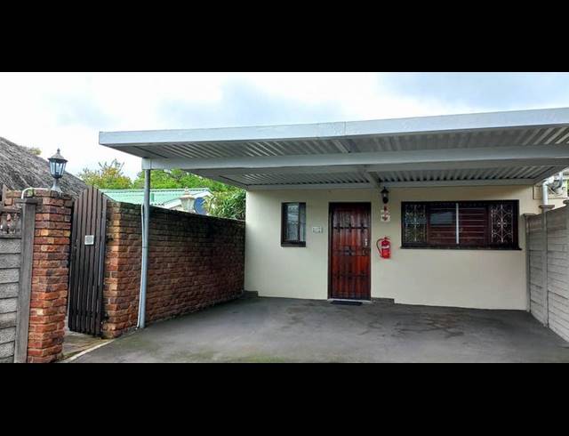 6 BEDROOM HOUSE FOR SALE IN MANORS